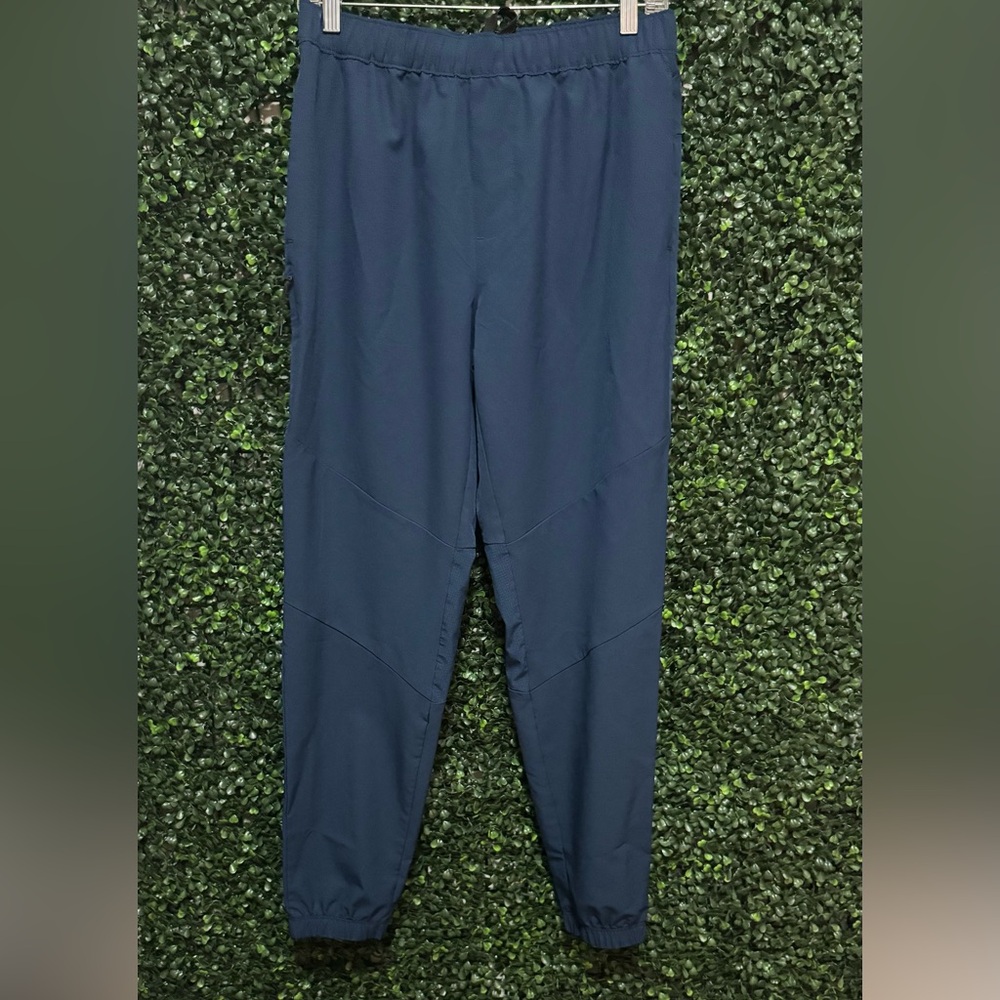 🔥5/$30🔥GapFit Men's Performance Joggers - Picture 5 of 15